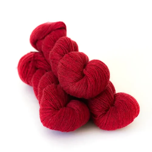 28_mYak_Skein_Amarena_Lace.webp