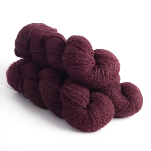 03_mYak_Skein_Burgundy_lace.webp