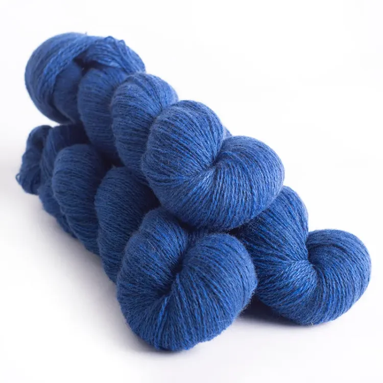 21_mYak_Skein_HEALING-BLUE_lace.webp