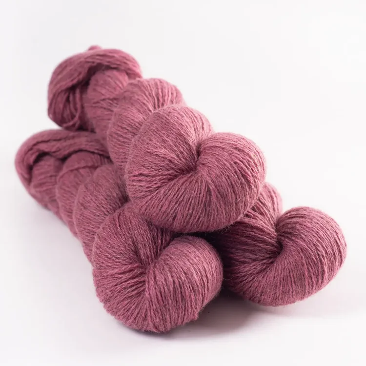 30_mYak_Skein_Malva_Lace.webp