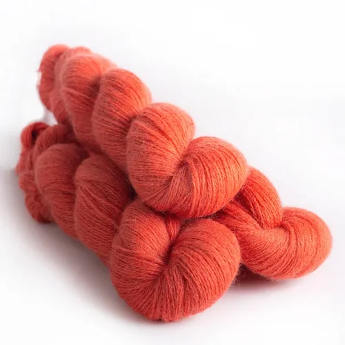 16_mYak_Skein_Saffron_lace.webp