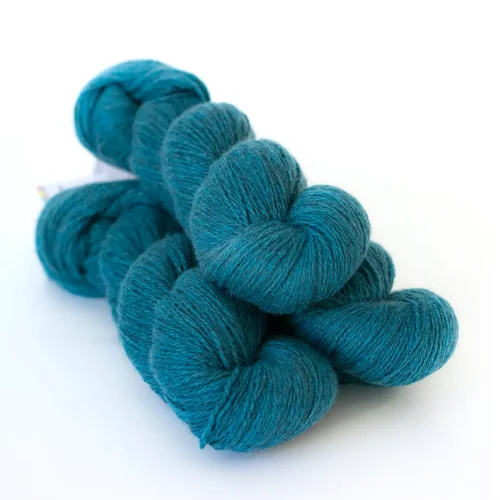 27_mYak_Skein_Teal_Lace.webp