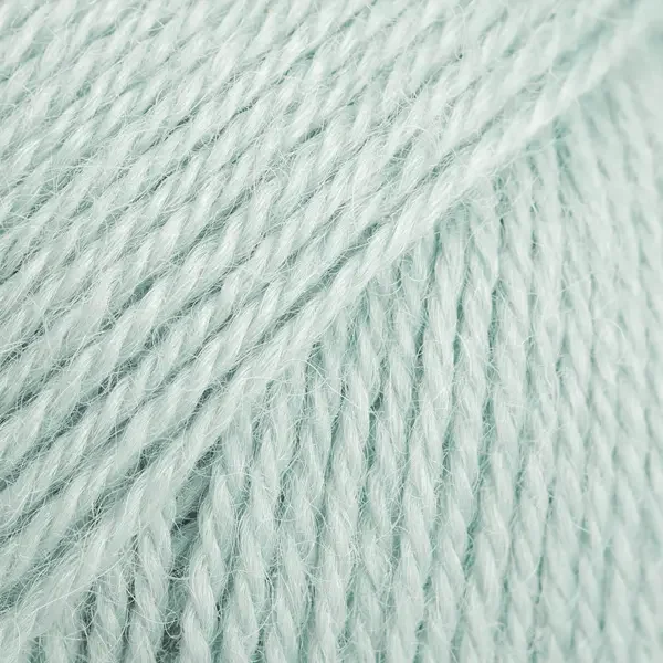 drops-alpaca-9037-2.webp