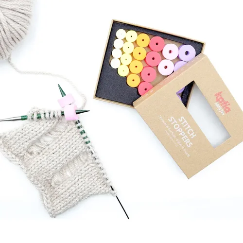 Zestaw 24 kolorowych stoperów na druty z pianki EVA od Katia