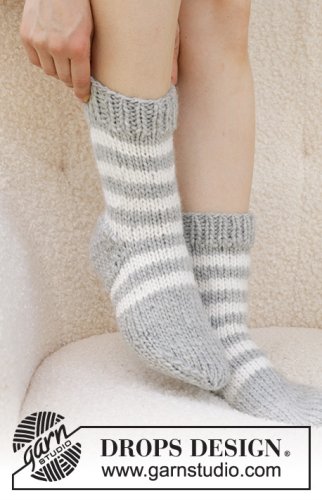 Zestaw na wzór Drops Christmas Stripes Socks 1