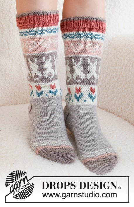 Zestaw na wzór Drops Dancing Bunny Socks 3