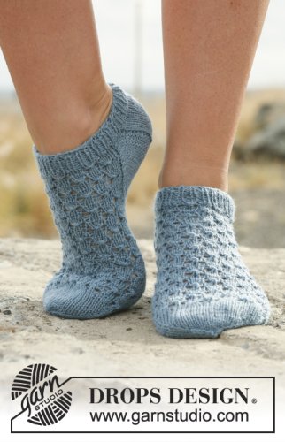 Zestaw na wzór Drops Neptunia Socks 1