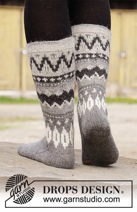 Zestaw na wzór Drops Steingard Socks 3