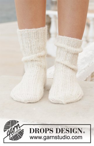 Zestaw na wzór Drops Sandy Feet 2
