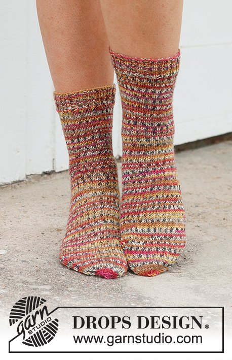 Zestaw na wzór Drops Dragon Fruit Socks 2