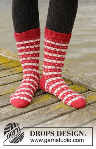 Zestaw na wzór Drops Candy Cane Lane Socks 1