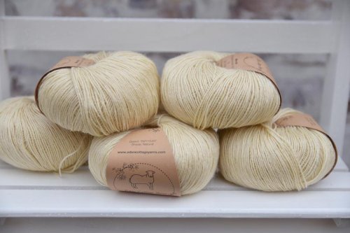 ecy_milburn_4ply_natural_1.jpg