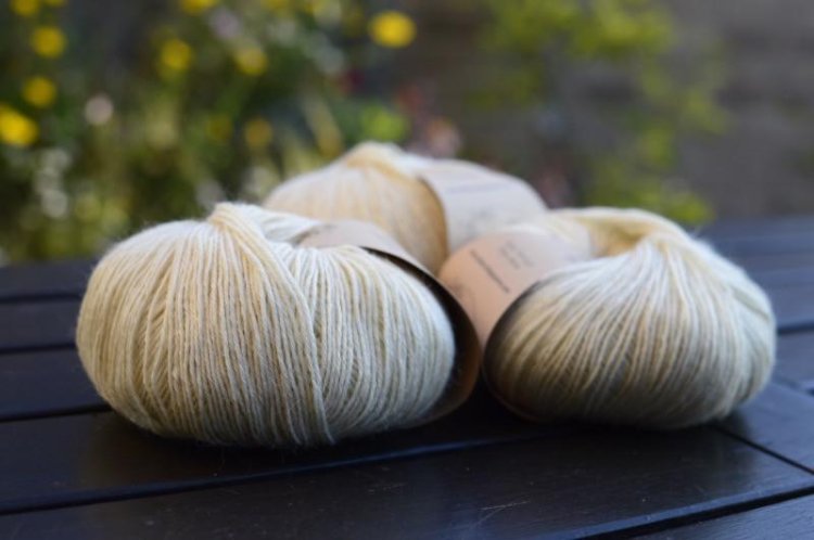 ecy_milburn_4ply_natural_3.jpg