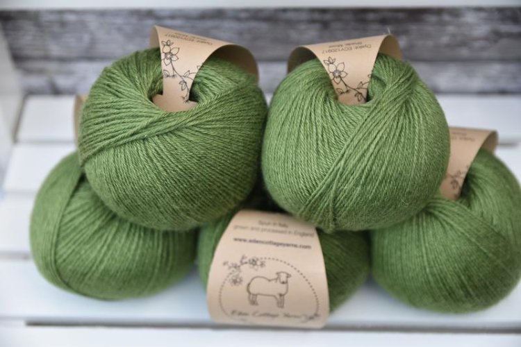 ecy_milburn_4ply_Moss_2.jpg